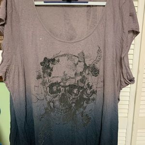 Women’s T-Shirt with Skull design